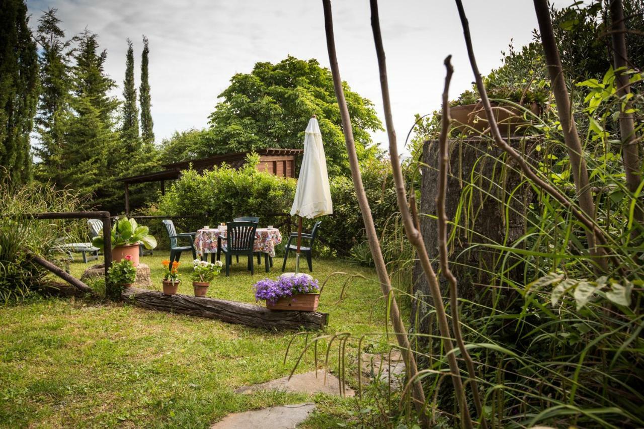 Villa Rustico In Pietra Chianni Exterior foto